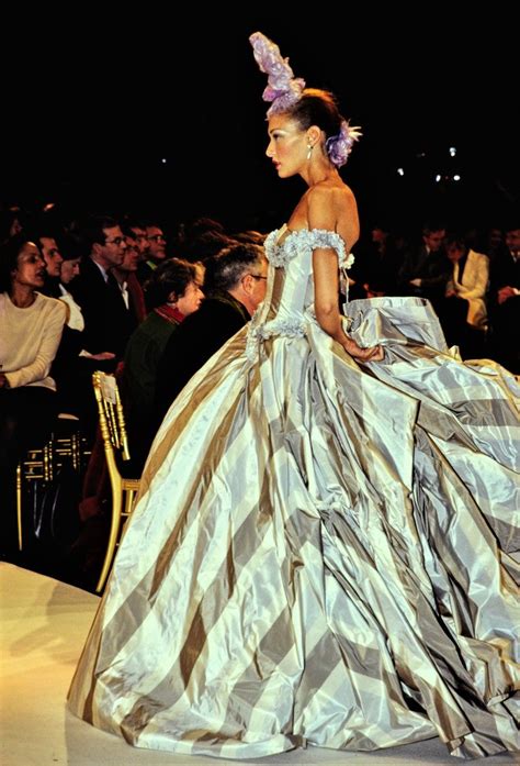 givenchy couture collection pea green|givenchy couture 1996.